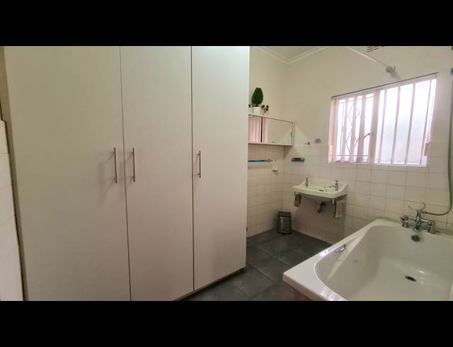 4 BEDROOM HOUSE FOR SALE IN KLIPDAM